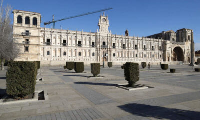 Parador leon