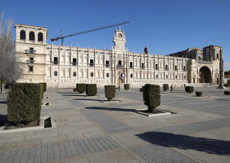 Parador leon